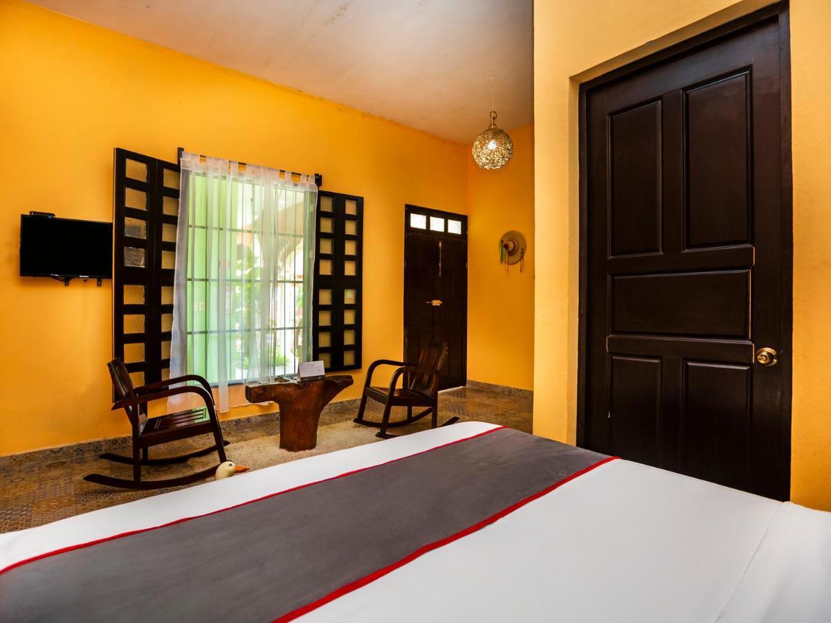 ואיאדוליד Casa Aluxes Hotel מראה חיצוני תמונה