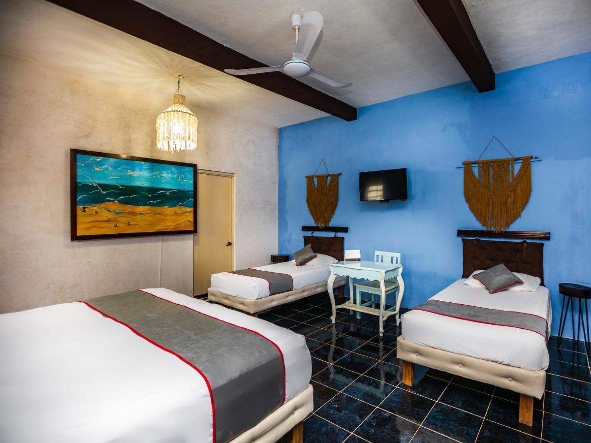 ואיאדוליד Casa Aluxes Hotel מראה חיצוני תמונה