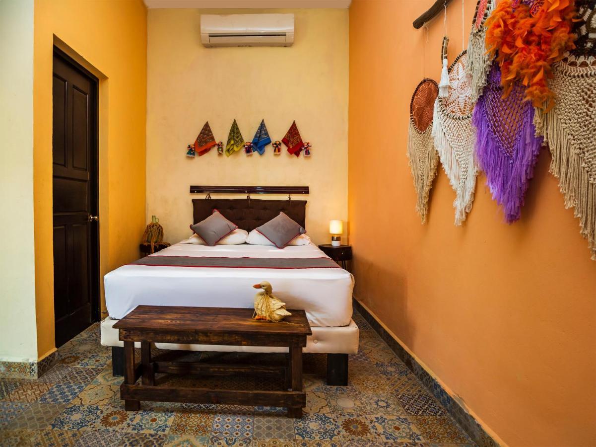 ואיאדוליד Casa Aluxes Hotel מראה חיצוני תמונה