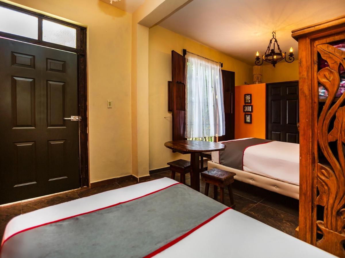 ואיאדוליד Casa Aluxes Hotel מראה חיצוני תמונה