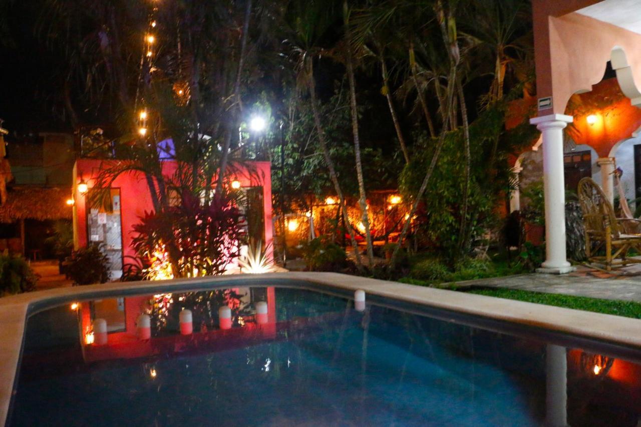 ואיאדוליד Casa Aluxes Hotel מראה חיצוני תמונה