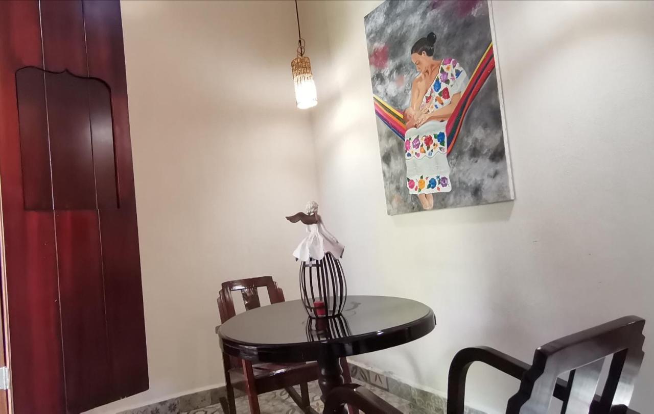 ואיאדוליד Casa Aluxes Hotel מראה חיצוני תמונה