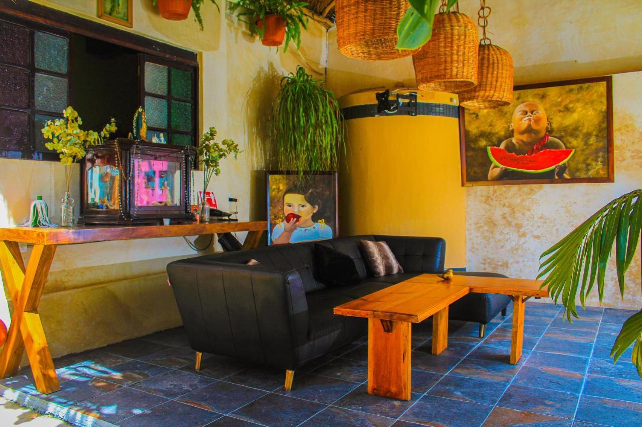 ואיאדוליד Casa Aluxes Hotel מראה חיצוני תמונה