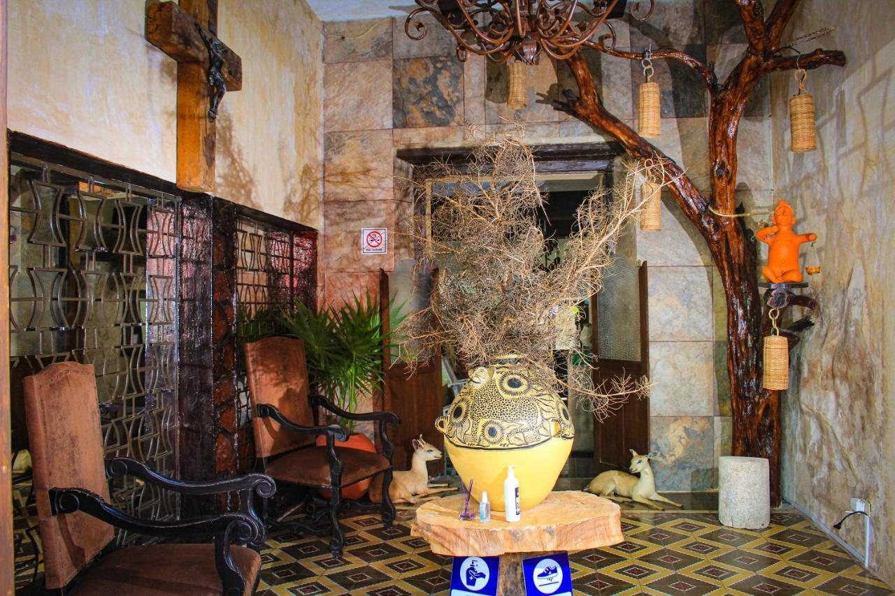 ואיאדוליד Casa Aluxes Hotel מראה חיצוני תמונה